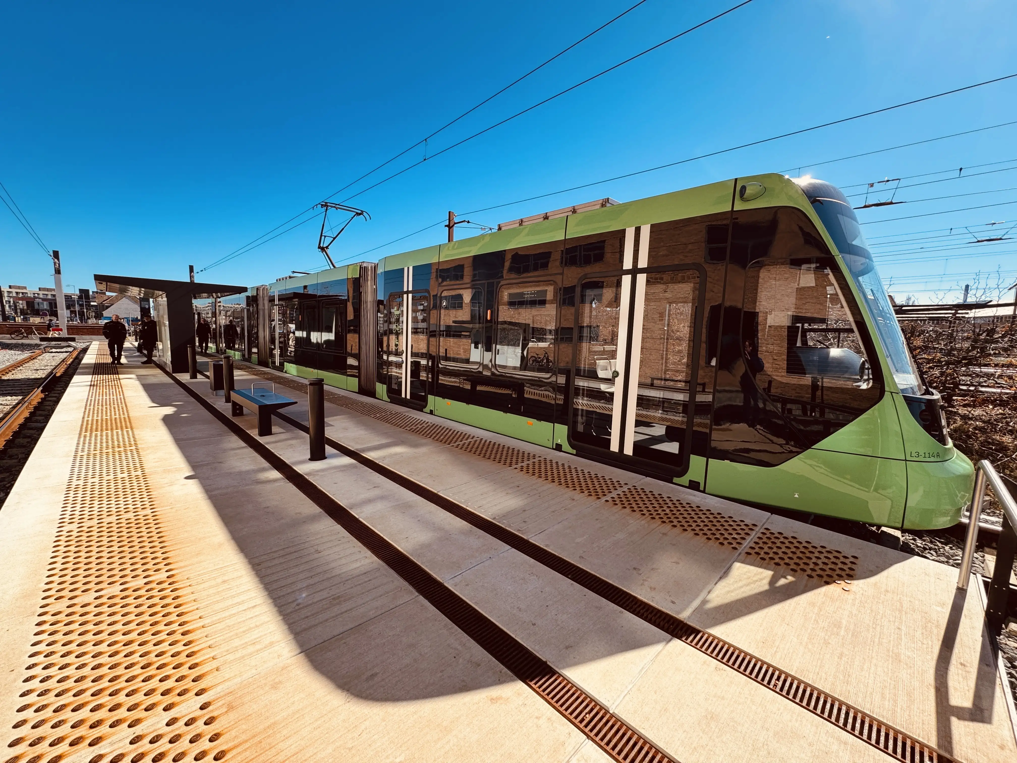 Billede af L3 114 fotograferet ud for Glostrup Letbanestation. Billede af L3 114 fotograferet ud for Glostrup Letbanestation.