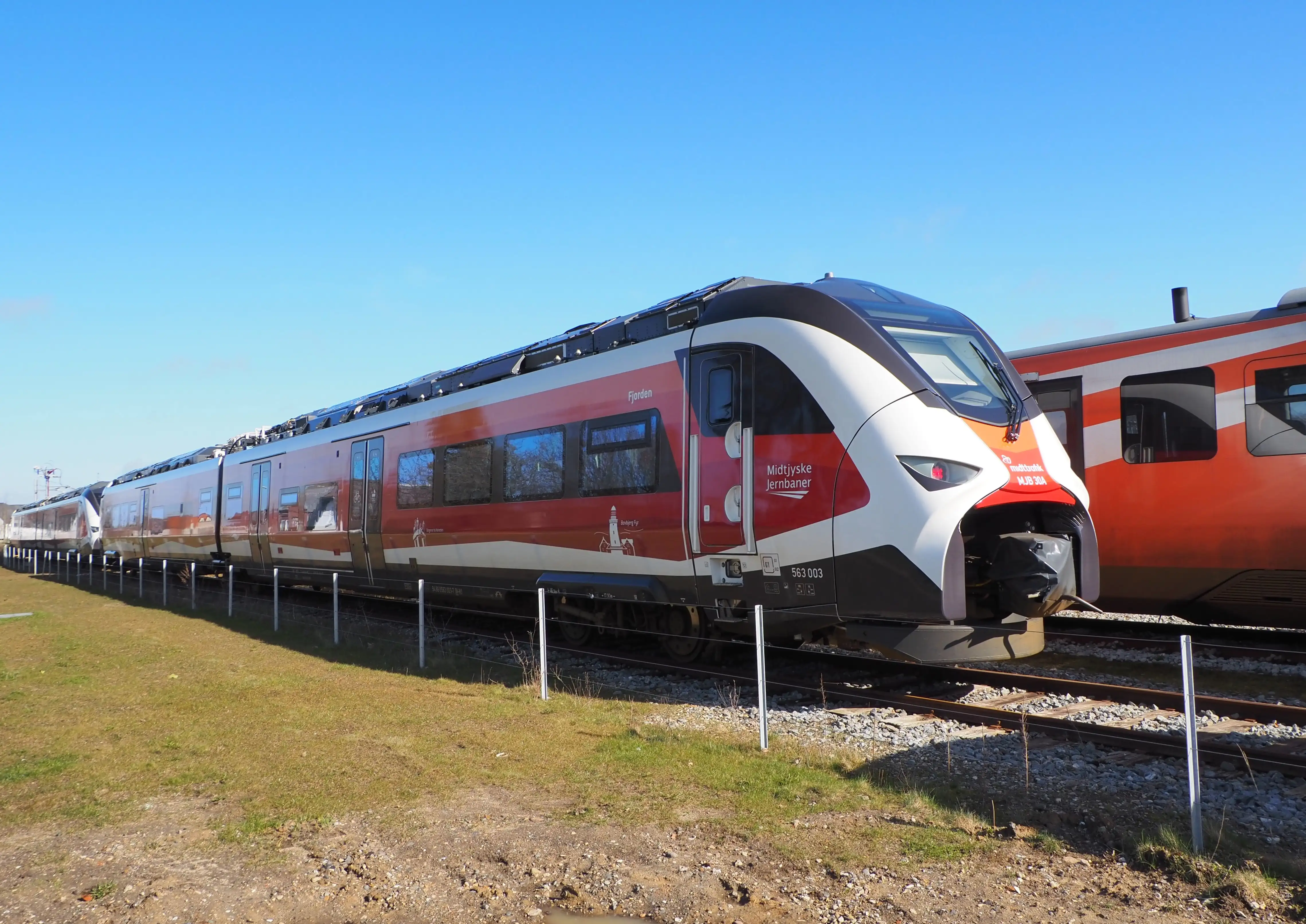 Billede af MJB 30 fotograferet ud for Lemvig Station.