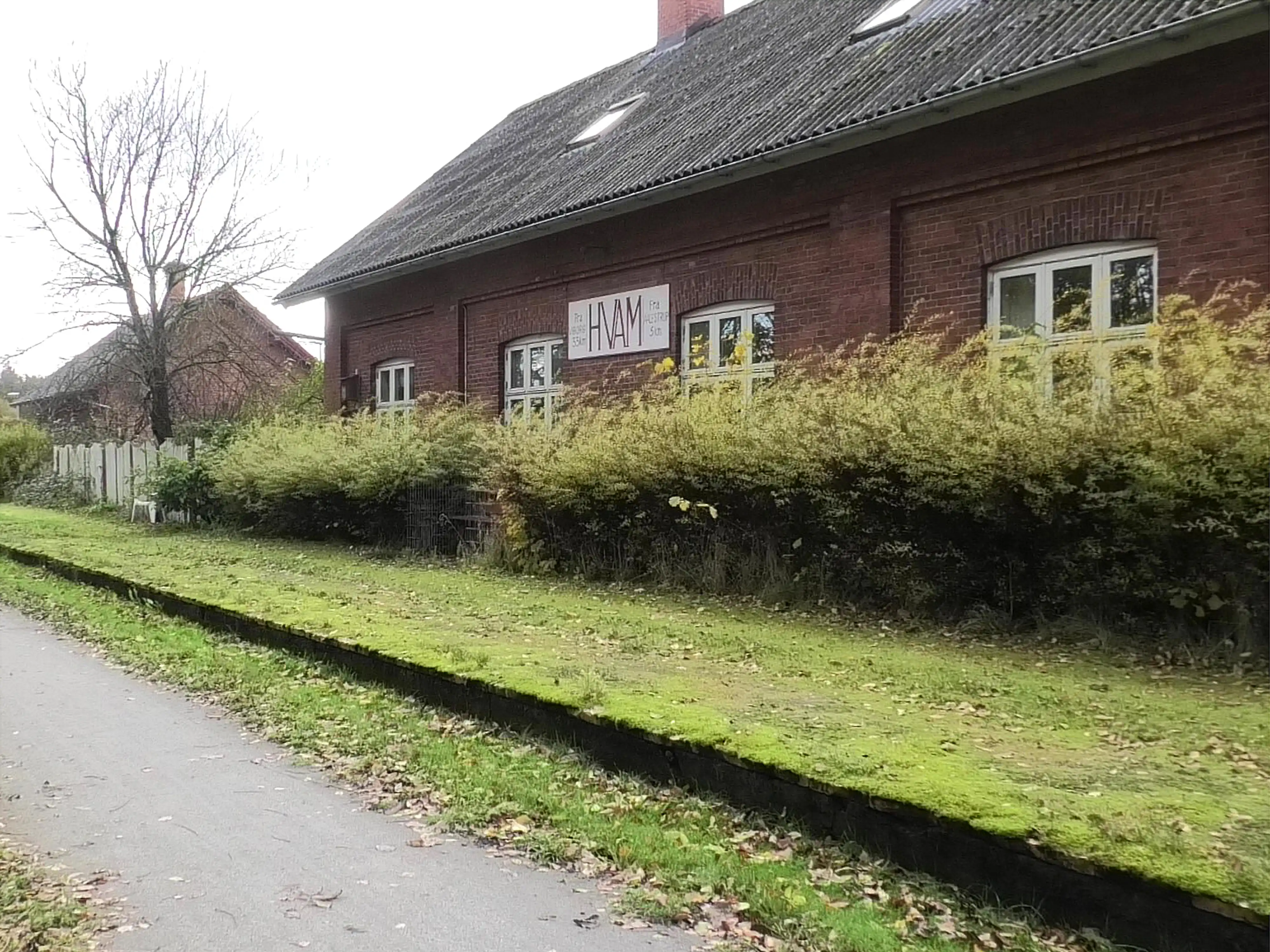 Billede af Hvam Station.