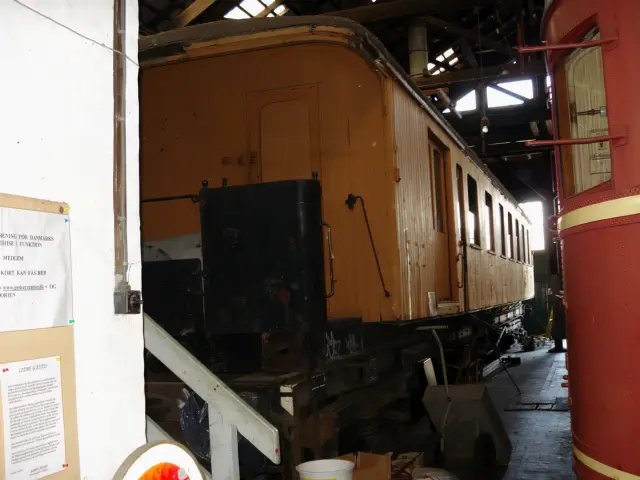 Billede af remiseområdet ved Gedser Station.