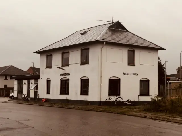 Billede af Østbirk Station.