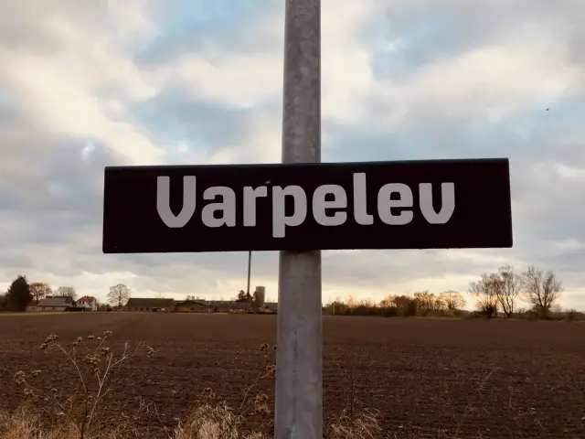 Billede af Varpelev Station.