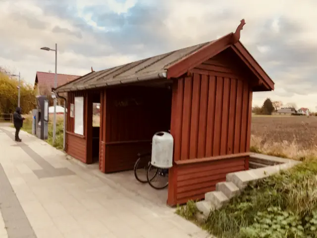 Billede af Varpelev Station.