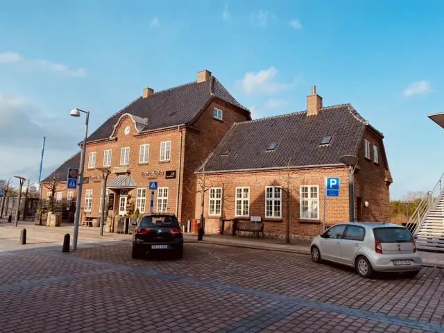 Billede af Brande Station.