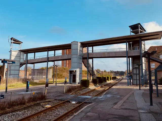 Billede af Brande Station.