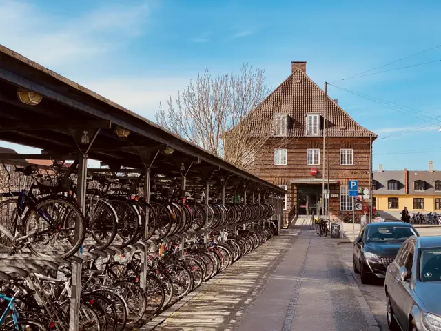 Billede af Valby Station.