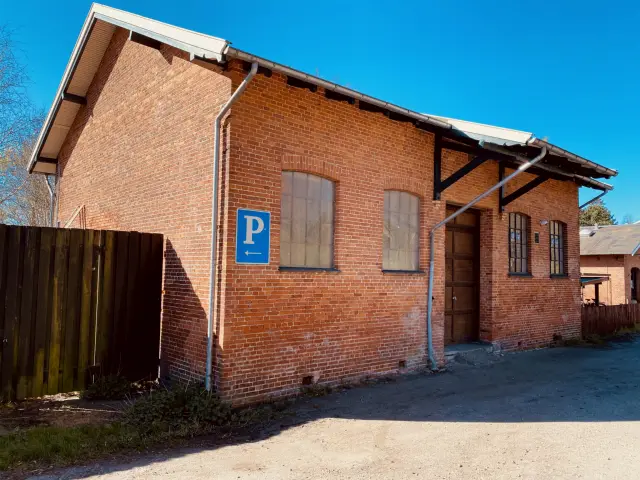 Billede af Fredensborg Stations pakhus.