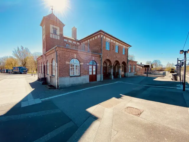 Billede af Humlebæk Station.