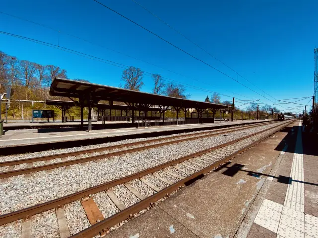Billede af Snekkersten Station.