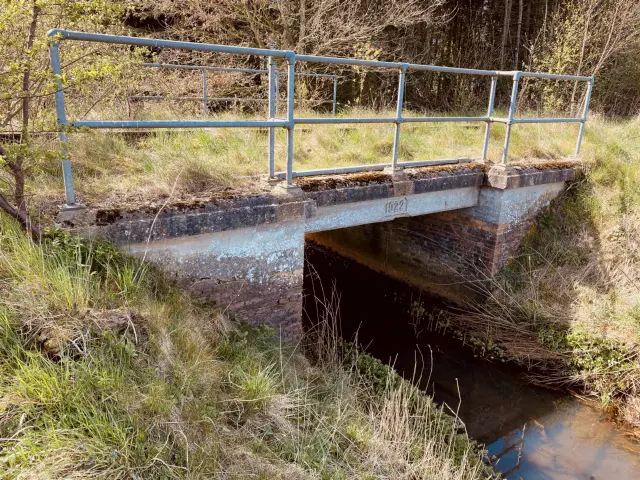 Billede af Rørkær Billetsalgssted ind og udkørsel.