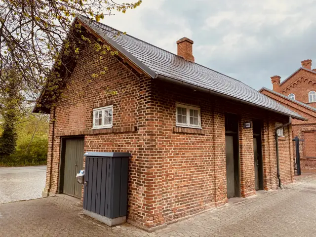 Billede af Ribe Stations retirade.