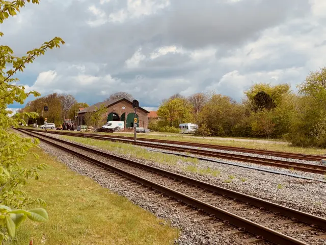 Billede af Ribe Stations remise.