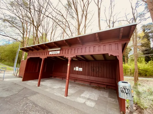 Billede af Ravnholm Station.