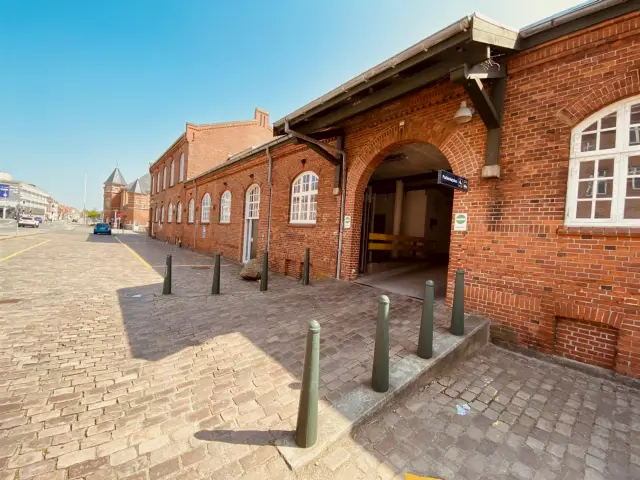 Billede af Esbjerg Stations pakhus.