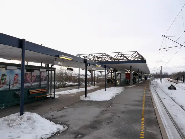 Billede af Ølby S-togstrinbræt.