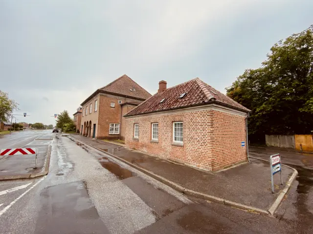 Billede af Nysted Stations retirade.
