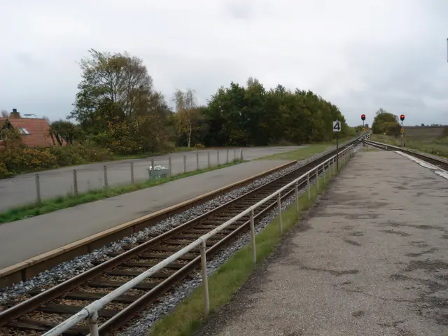 Billede af Højby Stationsbygning, er nedrevet, men den har ligget her.