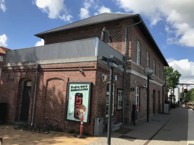 Billede af Ringe Station.