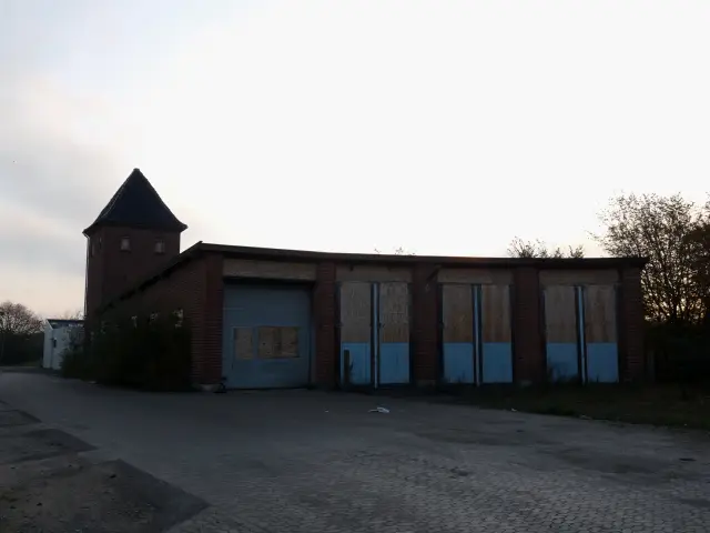 Billede af Gilleleje Stations remise.