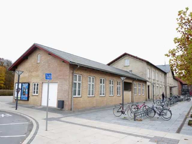 Billede af Hjørring Stations pakhus.
