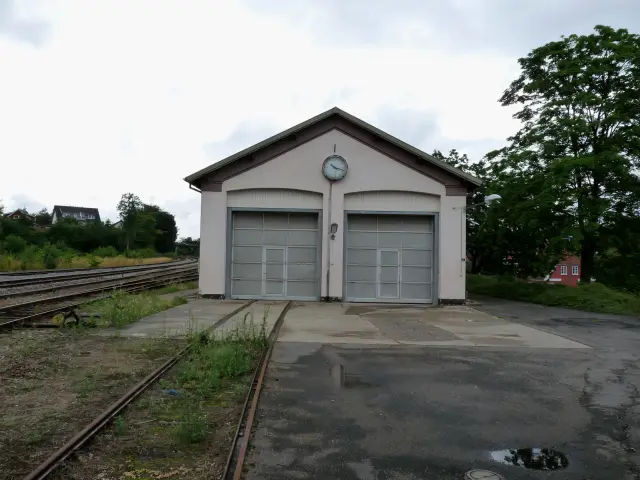 Billede af Hobro Stations remise.