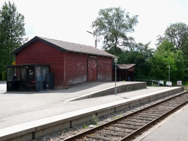 Billede af Store Merløse Stations pakhus.