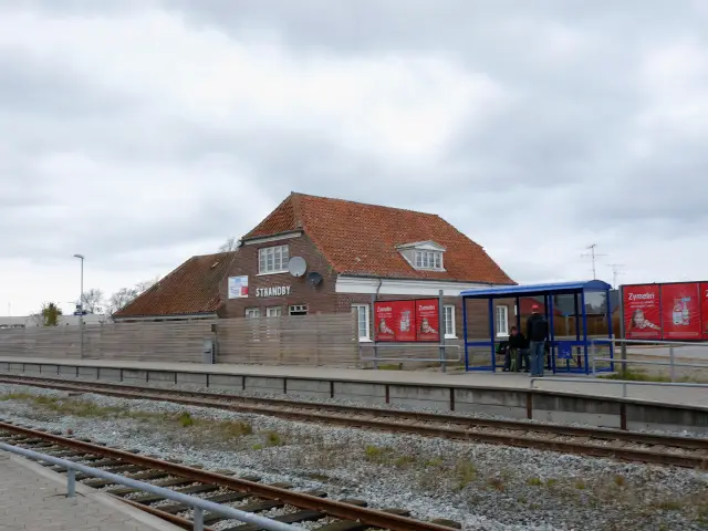 Billede af Strandby Station.
