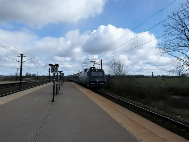 Billede af Trekroner Station.