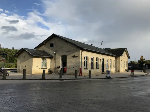 Billede af Tølløse Station.