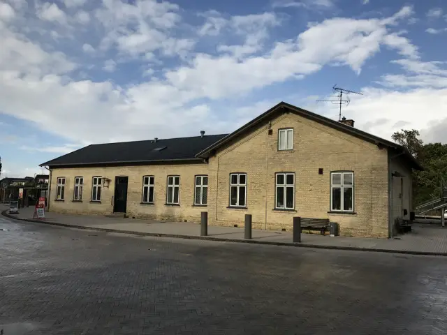 Billede af Tølløse Station.