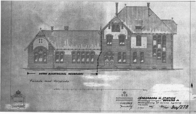Tegning af Sønderborg Hovedbanegårds Stationsbygning. Nedbrydning af diverse bygning facade.