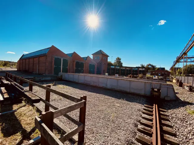 Billede af Faaborg Stations remise.