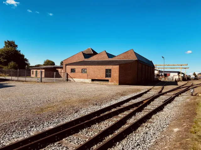 Billede af Faaborg Stations remise.