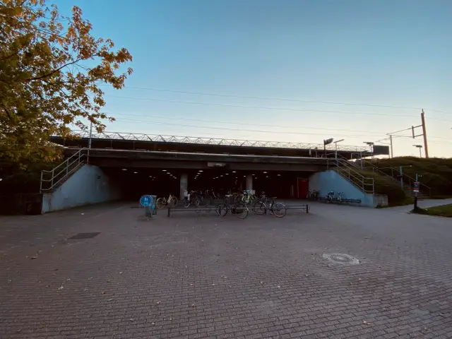 Billede af Ølby S-togstrinbræt.