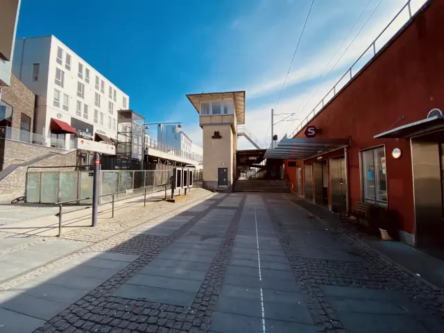 Billede af Vanløse Metrostation.