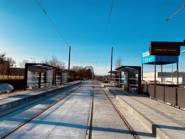 Billede af Bilka Letbanestation.