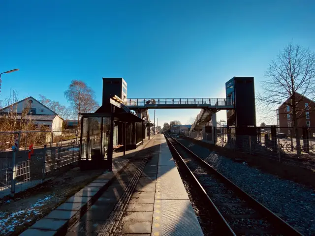 Billede af Hjallese Station.