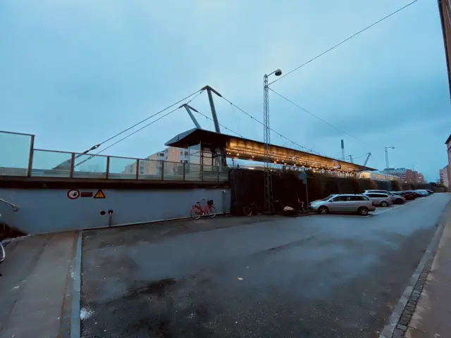 Billede af Lindevang S-togstrinbræt, som er nedlagt og blevet til Lindevang Metrostation.