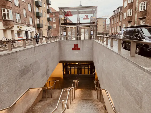 Billede af Skjolds Plads Metrostation.