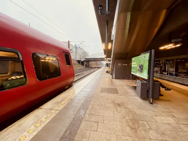 Billede af Carlsberg S-togstrinbræt.