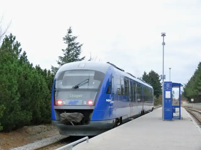 Billede af NJJ DM 503 fotograferet ud for Hulsig Station.