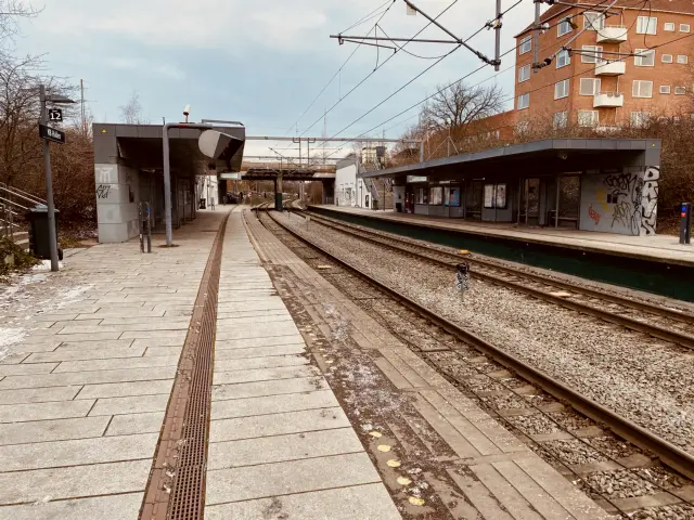 Billede af KB Hallen S-togstrinbræt.
