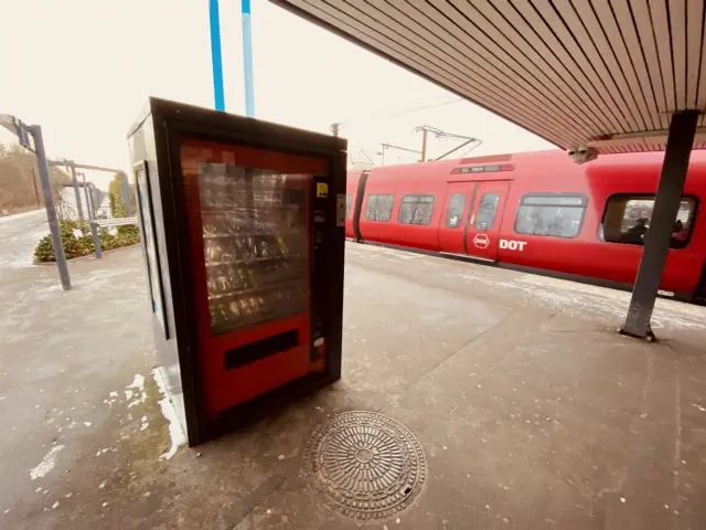 Billede af Albertslund S-togstrinbræt.