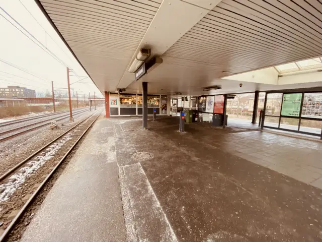Billede af Albertslund S-togstrinbræt.