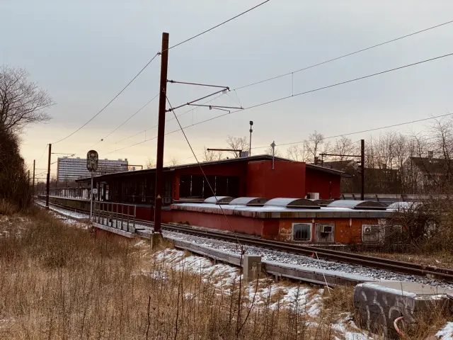Billede af Brøndbyøster S-togstrinbræt.