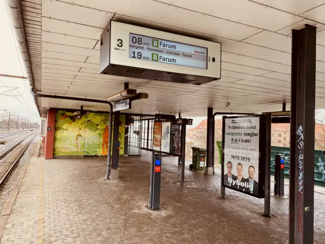 Billede af Hvidovre Nær S-togstrinbræt.