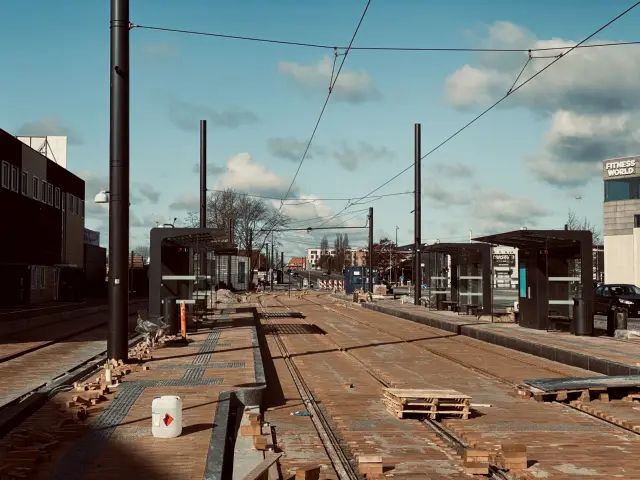 Billede af Vesterbro Letbanestation.