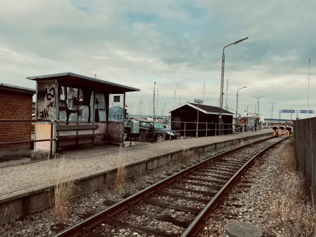 Billede af Hundested Havn Station.
