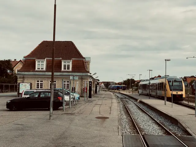 Billede af Hundested Station.
