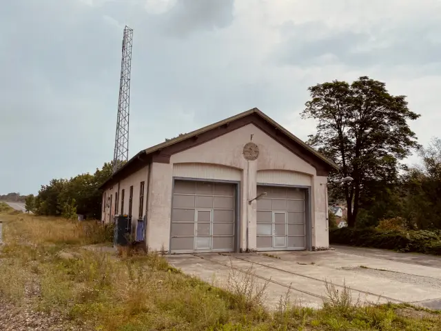 Billede af Hobro Stations gamle tosporede remise.